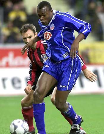 黄牌与红牌 黄牌与红牌