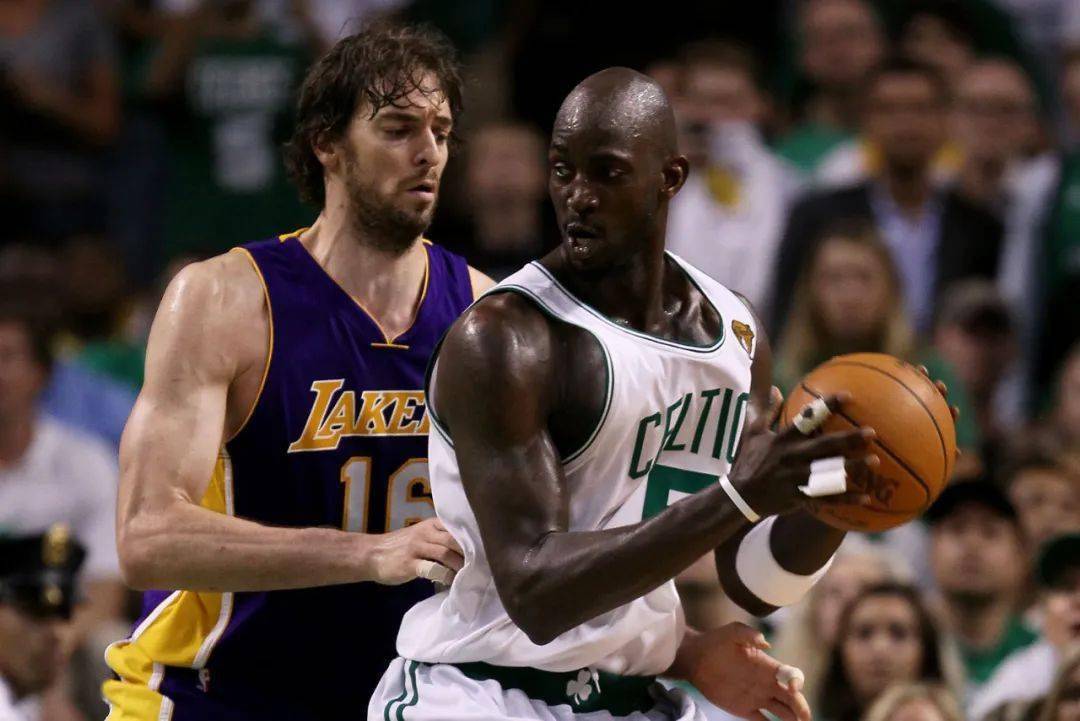 超出年龄的 超出年龄的