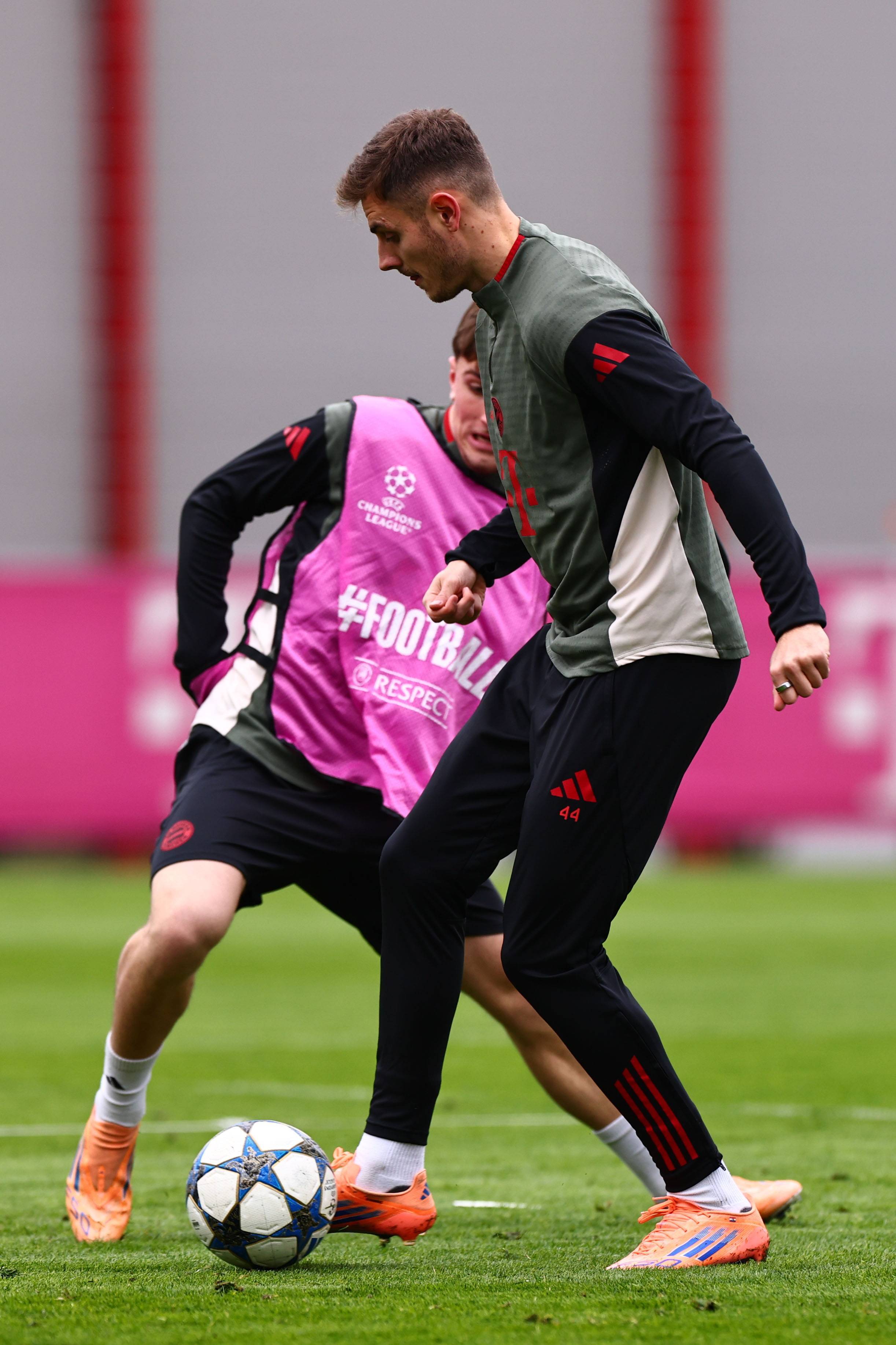 后卫借掩护 后卫借掩护